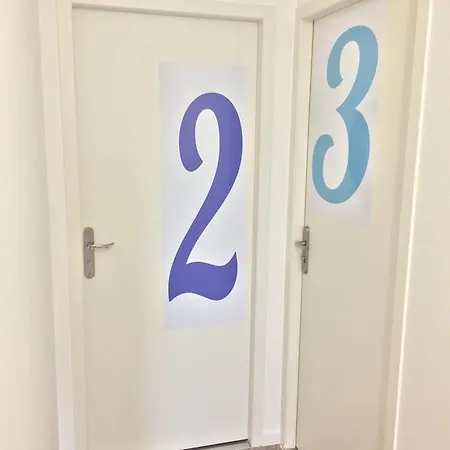 La Casa - Studio Et T2 Meubles - Face A L'enap Apartmán Agen